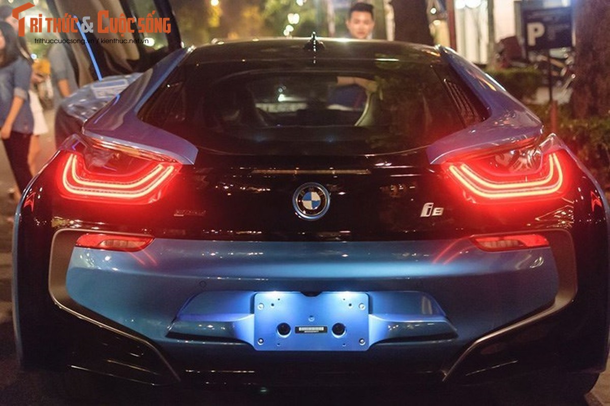 SIeu xe tien ty BMW i8 nat bet, 